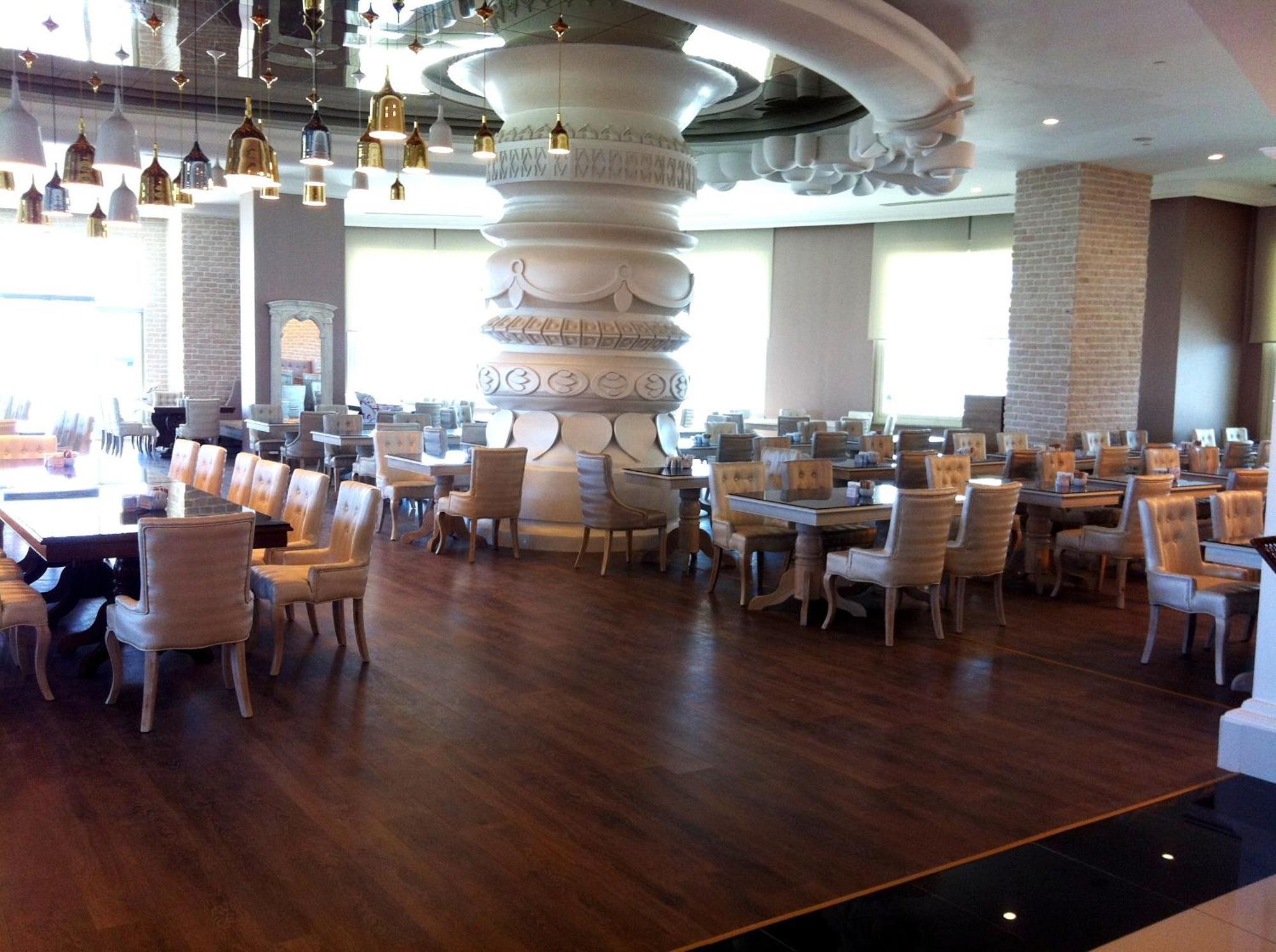 Resort Delphin Imperial Lara 5*